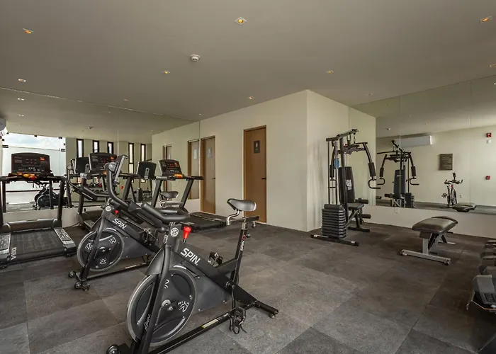 Luxury 1br In Pdc, Steps From Apartment